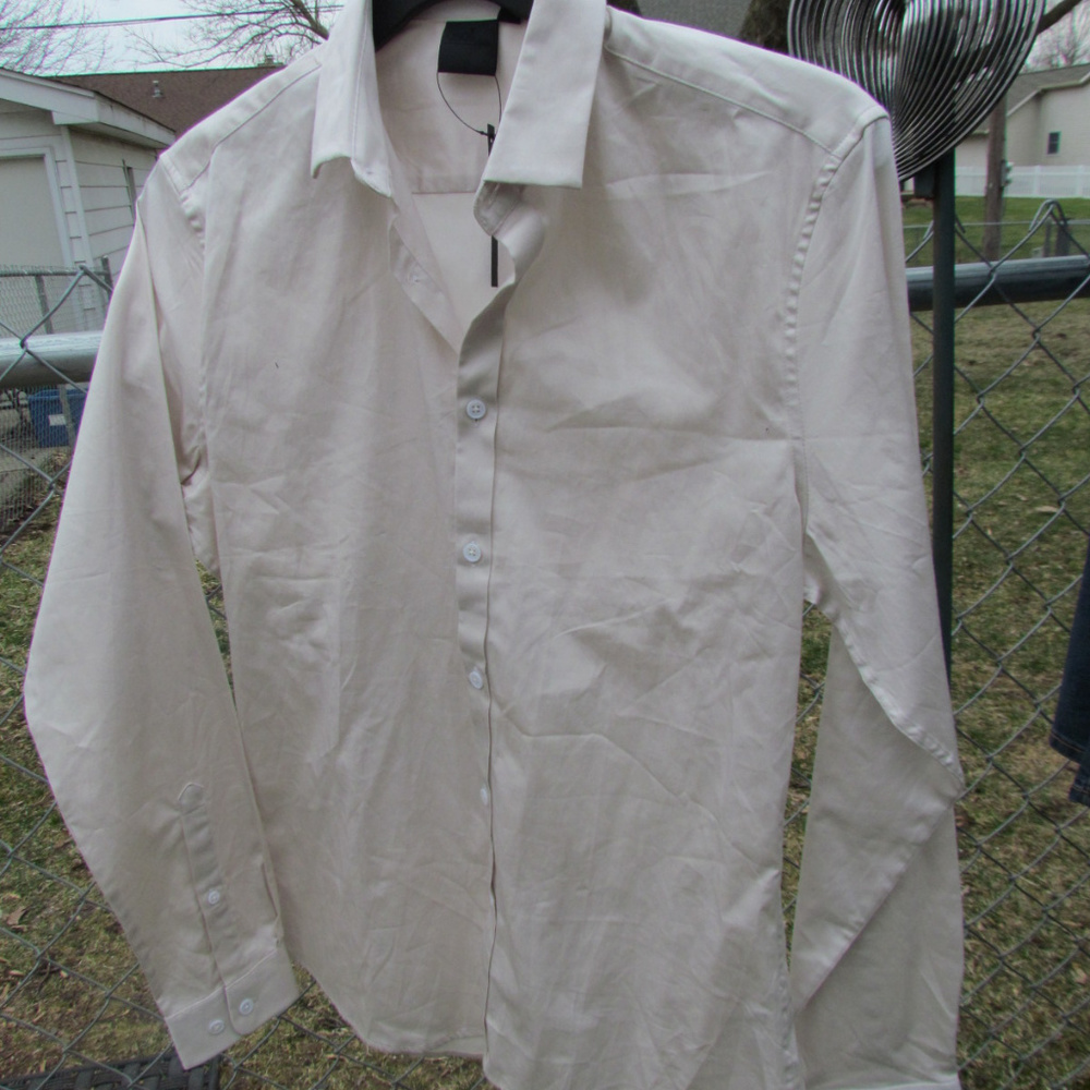 ASOS eggshell white /cream shirt NWT size Small